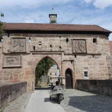J-23-28-Prague-1